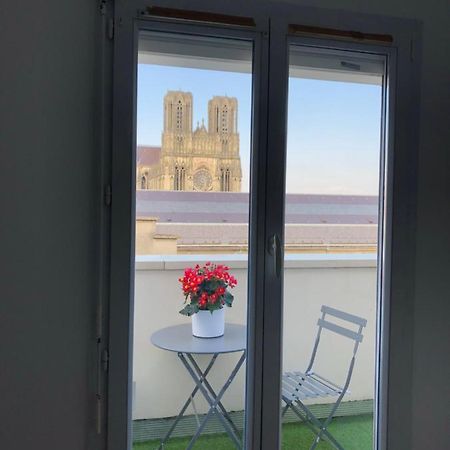 Studio Cosy Vue Cathedrale Reims Exterior photo